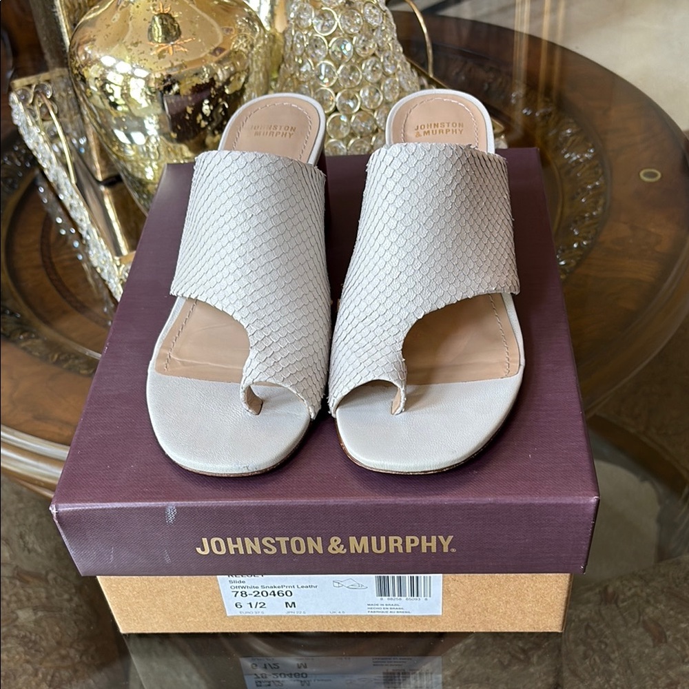 Johnston & Murphy Cream Slide Sandals with Toe Loop